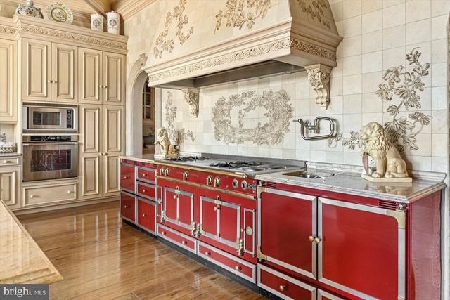 1534 TROOPER, Worcester, PA 19490