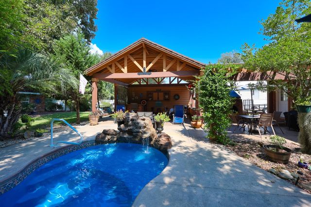 9734 Anchor Dr., Longs, SC 29568