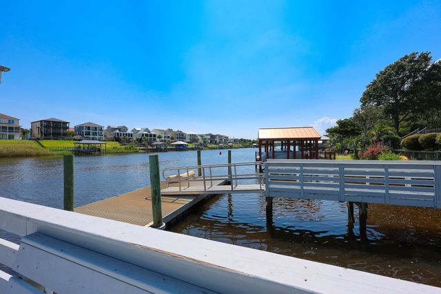 9734 Anchor Dr., Longs, SC 29568