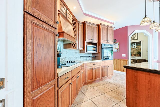 9734 Anchor Dr., Longs, SC 29568