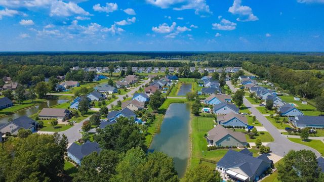9734 Anchor Dr., Longs, SC 29568