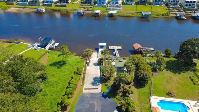 9734 Anchor Dr., Longs, SC 29568