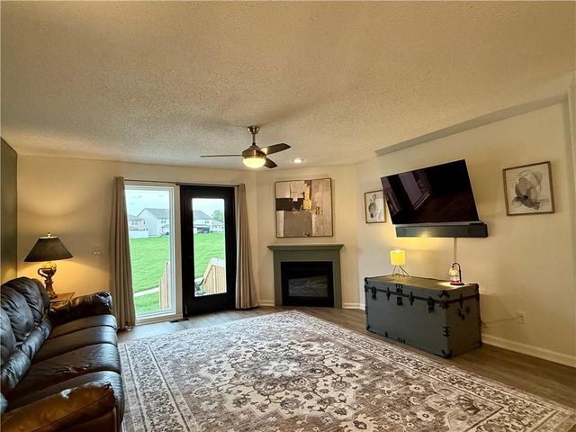 15500 NW 123rd Street, Platte City, MO 64079