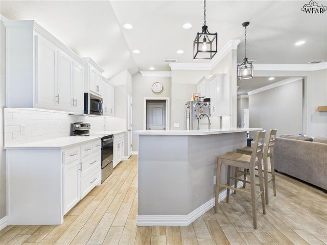 6125 SANDY HILL BOULEVARD, Wichita Falls, TX 76310