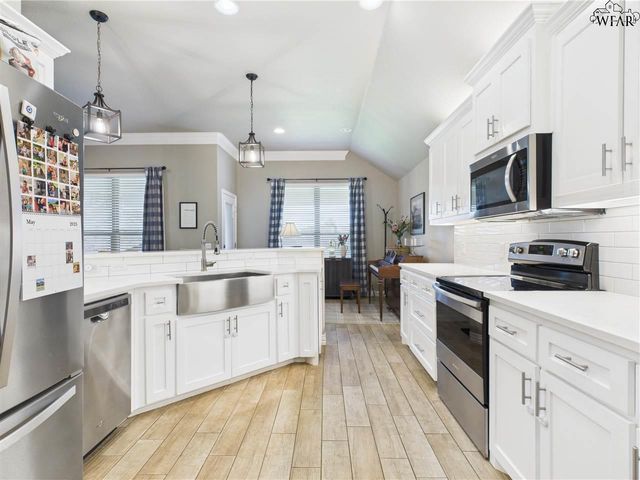6125 SANDY HILL BOULEVARD, Wichita Falls, TX 76310