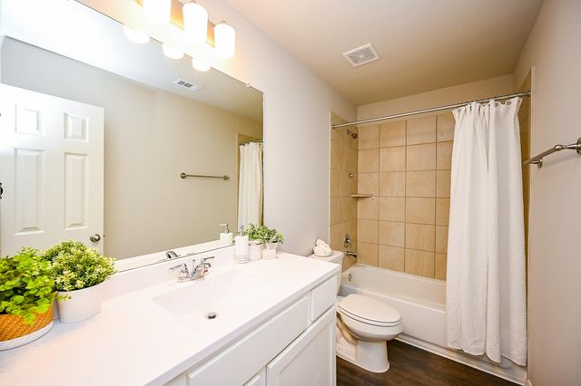 10130 Barn Owl Trail, Magnolia, TX 77354