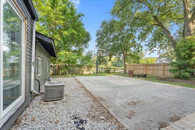 8121 Delray Street, Bedford Township, MI 48144