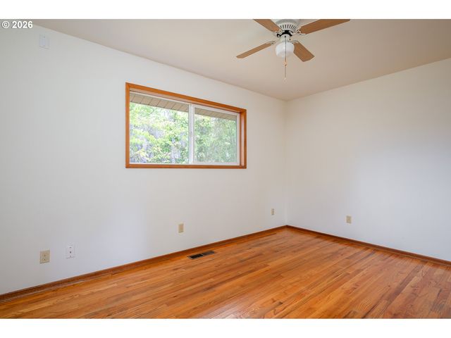 11175 Sw BLAKENEY St, Beaverton, OR 97008