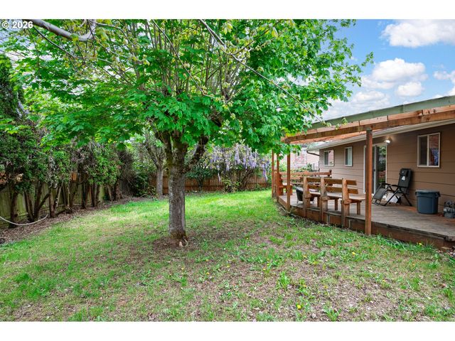 11175 Sw BLAKENEY St, Beaverton, OR 97008