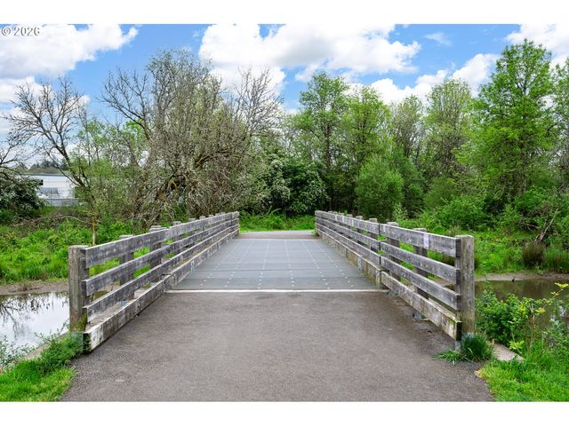 11175 Sw BLAKENEY St, Beaverton, OR 97008