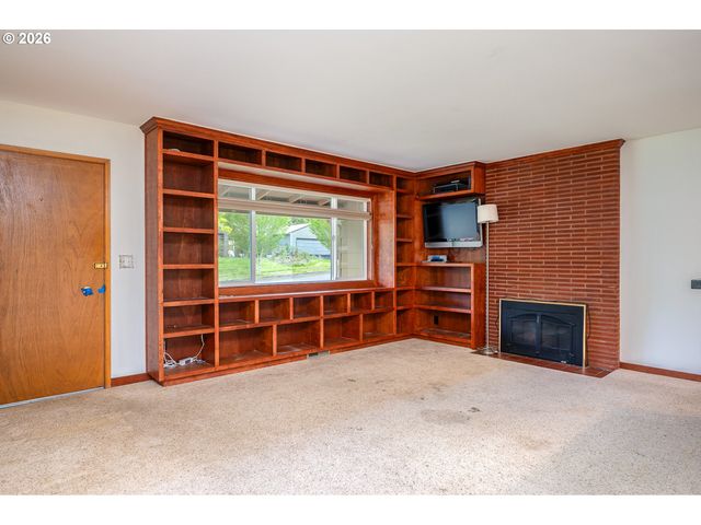 11175 Sw BLAKENEY St, Beaverton, OR 97008