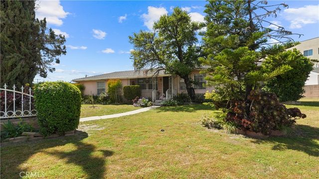 12600 Vanowen, North Hollywood, CA 91605