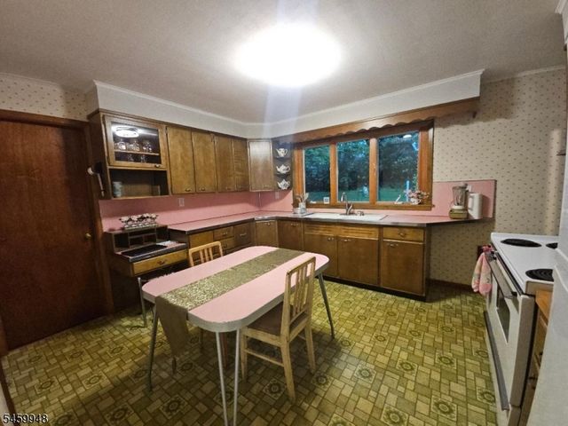 53 High Ave, Randolph Twp., NJ 07869