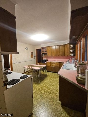 53 High Ave, Randolph Twp., NJ 07869