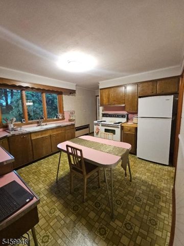 53 High Ave, Randolph Twp., NJ 07869