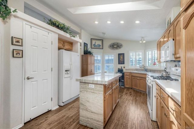 444 N El Camino Real 146, Encinitas, CA 92024