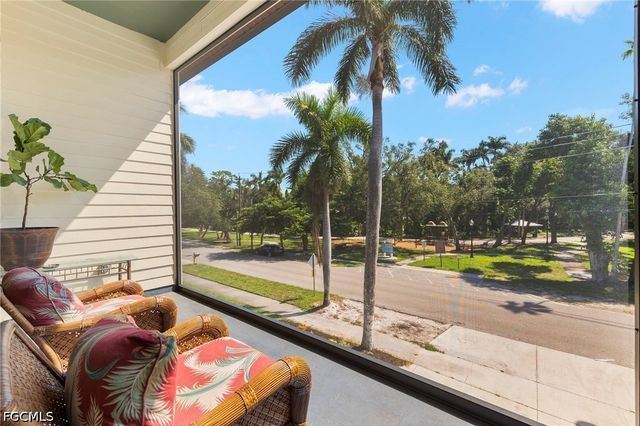 1561 Lynwood AVE, Fort Myers, FL 33901