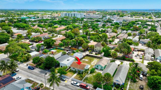 218 S C Street, Lake Worth Beach, FL 33460