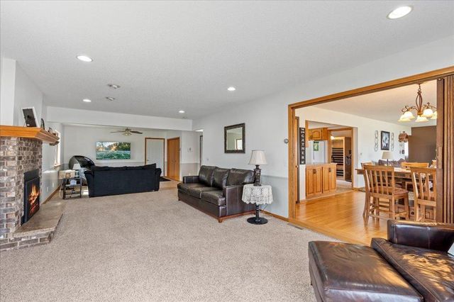 6286 Highland Scenic Road, Baxter, MN 56425