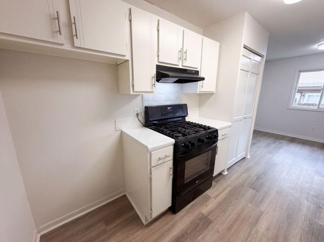 6403 83rd Court N, Brooklyn Park, MN 55445