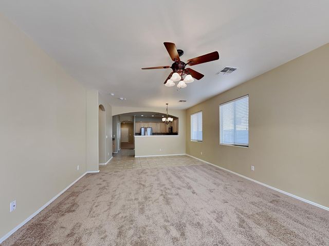 991 E Saddleback Place, San Tan Valley, AZ 85143