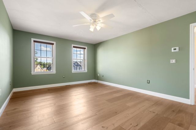 11 Duquette Dr, Haverhill, MA 01830