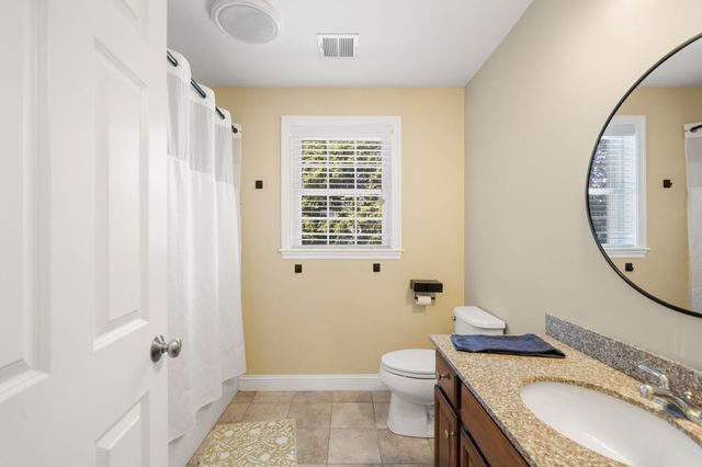 11 Duquette Dr, Haverhill, MA 01830