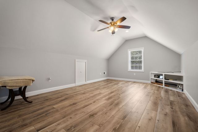 11 Duquette Dr, Haverhill, MA 01830