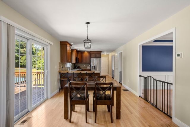 11 Duquette Dr, Haverhill, MA 01830