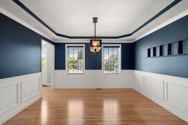 11 Duquette Dr, Haverhill, MA 01830