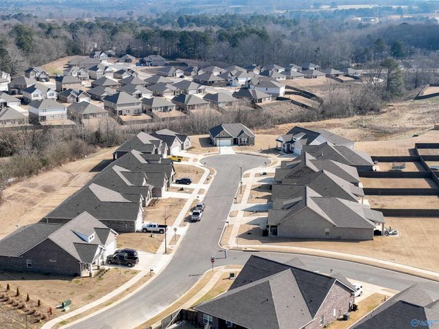 2128 Dustin Drive NE, Cullman, AL 35058