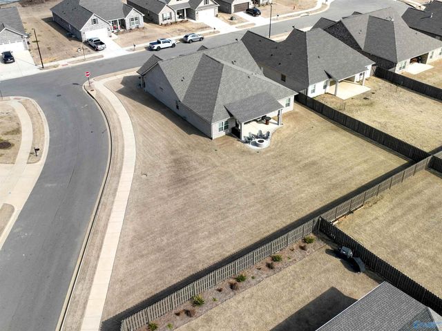 2128 Dustin Drive NE, Cullman, AL 35058