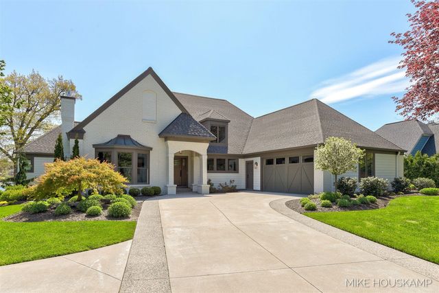 15945 Orchard Point Drive, Spring Lake, MI 49456