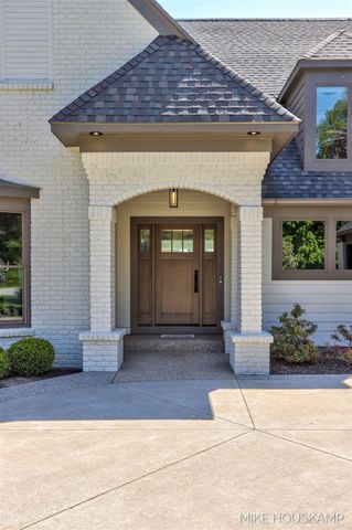 15945 Orchard Point Drive, Spring Lake, MI 49456
