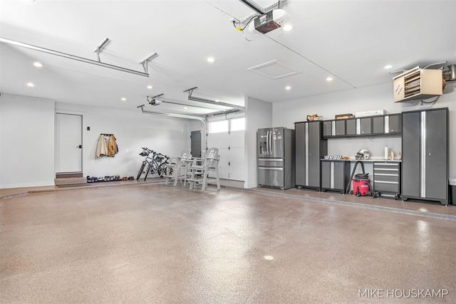 15945 Orchard Point Drive, Spring Lake, MI 49456