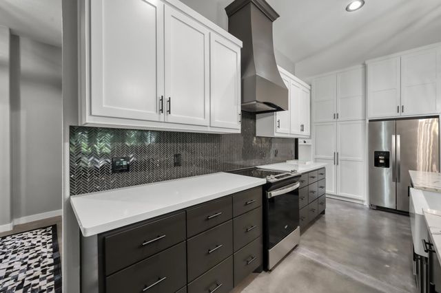 12304 Maggie Lane, Willis, TX 77318