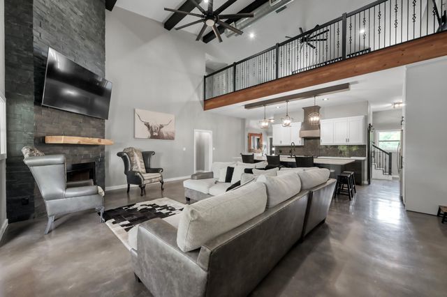 12304 Maggie Lane, Willis, TX 77318