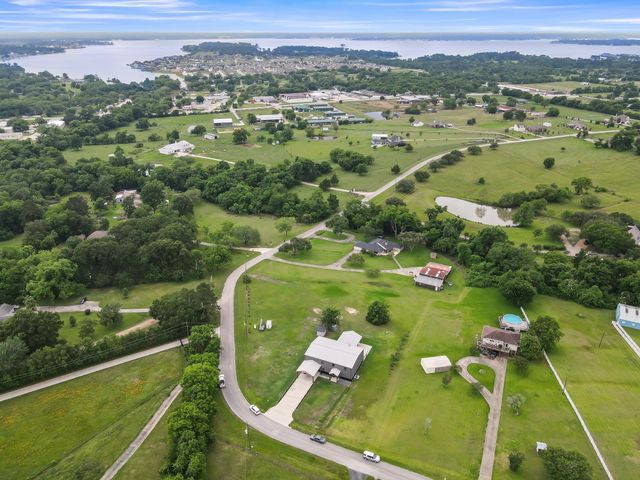 12304 Maggie Lane, Willis, TX 77318