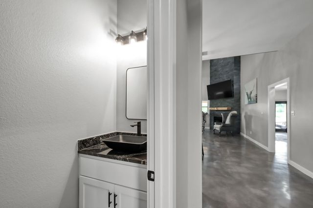 12304 Maggie Lane, Willis, TX 77318