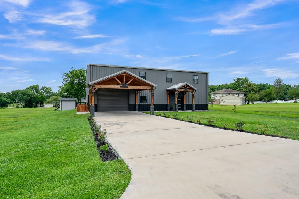 12304 Maggie Lane, Willis, TX 77318