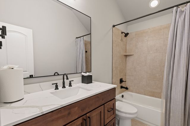 829 Edgewood Drive, Desoto, TX 75115