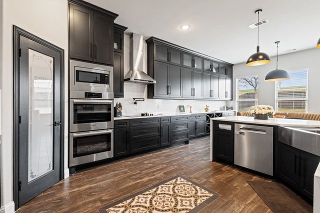 829 Edgewood Drive, Desoto, TX 75115