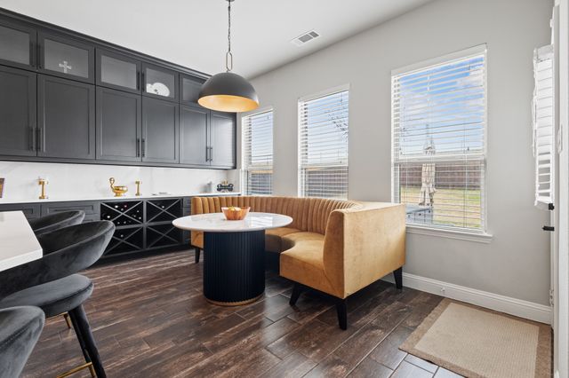 829 Edgewood Drive, Desoto, TX 75115