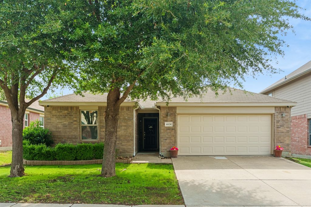6028 Saddle Flap Drive, Fort Worth, TX 76179