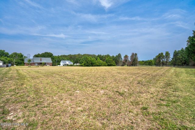4461 S Halifax Road, Rocky Mount, NC 27803