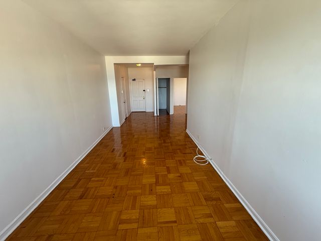 6230 N Kenmore Avenue 1002, Chicago, IL 60660