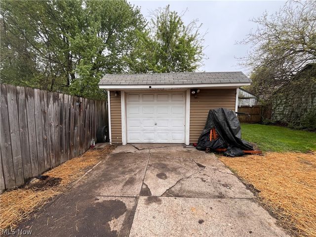 4115 E 56th Street, Cleveland, OH 44105