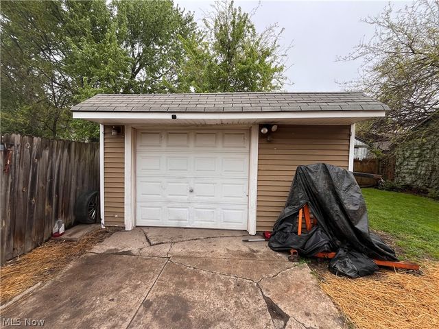 4115 E 56th Street, Cleveland, OH 44105
