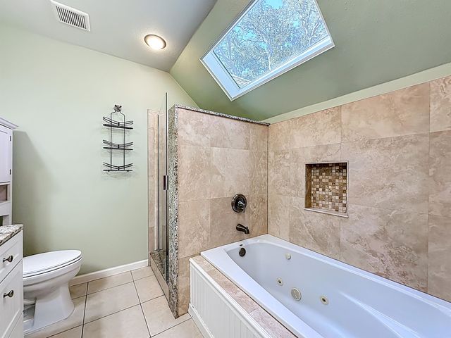 8 Lee Dr, St Augustine, FL 32080