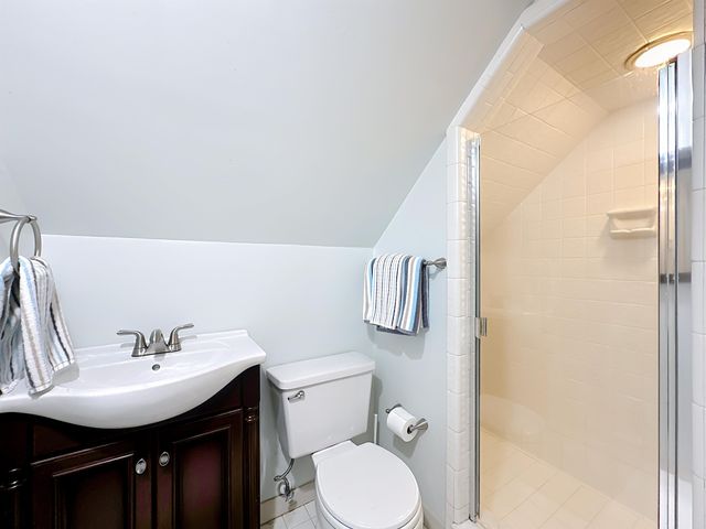 8 Lee Dr, St Augustine, FL 32080